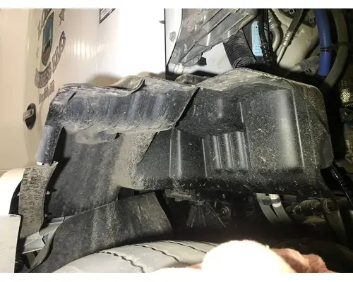 Kenworth T680 Fender