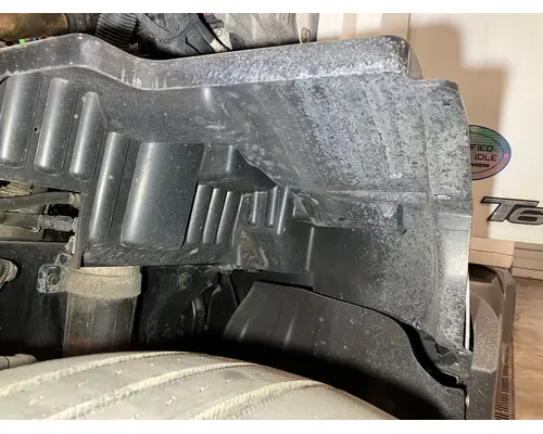 Kenworth T680 Fender