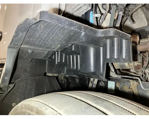 Kenworth T680 Fender