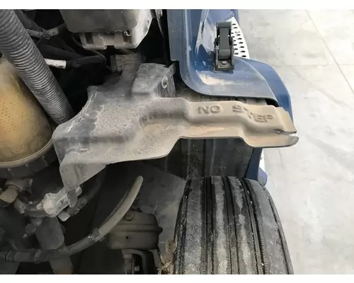 Kenworth T680 Fender