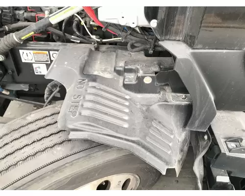 Kenworth T680 Fender
