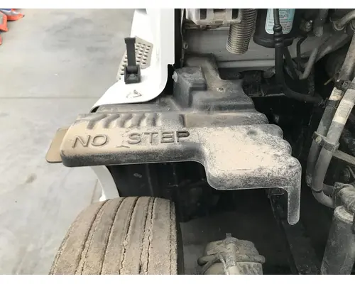 Kenworth T680 Fender