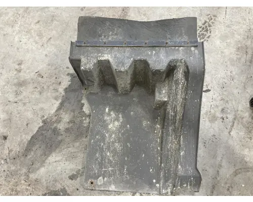 Kenworth T680 Fender