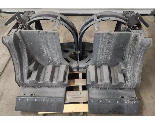 Fender KENWORTH T680 High Mountain Horsepower