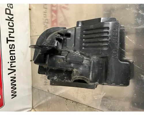 Fender KENWORTH T680 Vriens Truck Parts