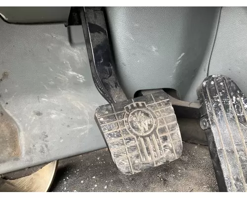 Kenworth T680 Foot Control , Pedal