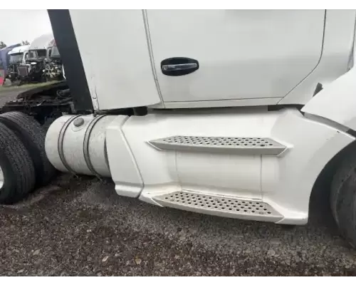 Kenworth T680 Fuel Tank