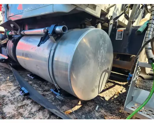 Kenworth T680 Fuel Tank