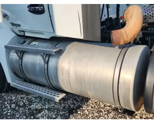 Kenworth T680 Fuel Tank