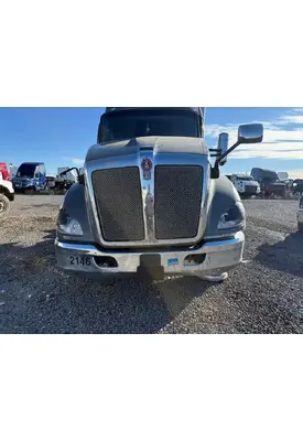 Kenworth T680 Grille
