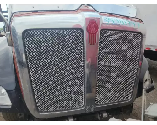 Kenworth T680 Grille