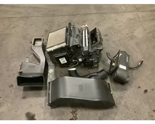 Kenworth T680 Heater Assembly