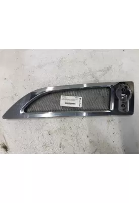 Kenworth T680 Hood Side Vent