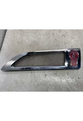 Kenworth T680 Hood Side Vent