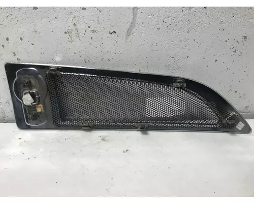 Kenworth T680 Hood Side Vent
