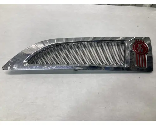 Kenworth T680 Hood Side Vent