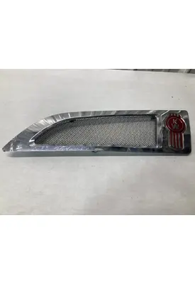 Kenworth T680 Hood Side Vent