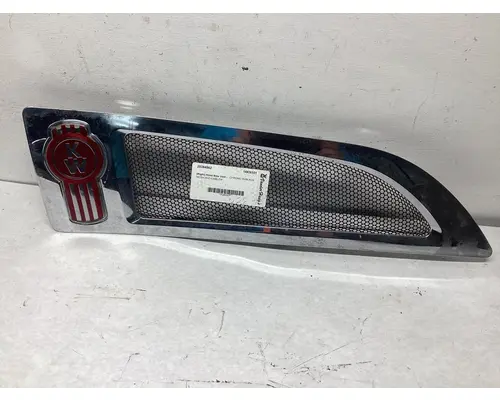 Kenworth T680 Hood Side Vent