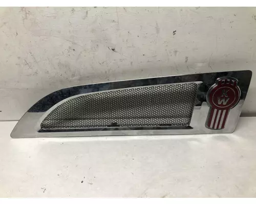 Kenworth T680 Hood Side Vent