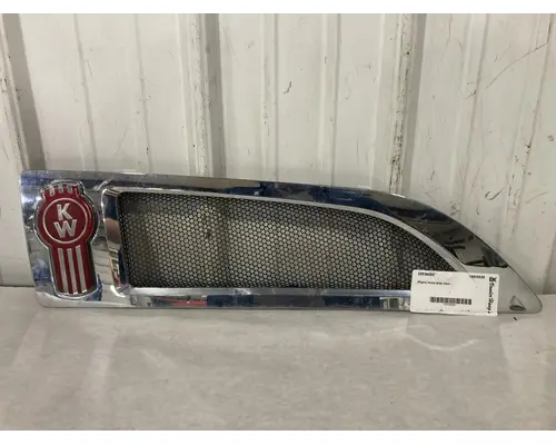 Kenworth T680 Hood Side Vent