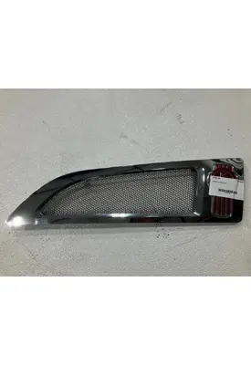 Kenworth T680 Hood Side Vent