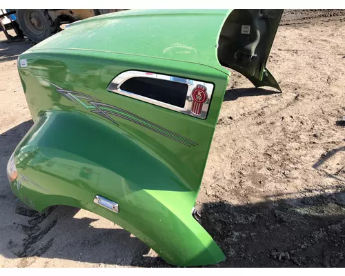 Kenworth T680 Hood