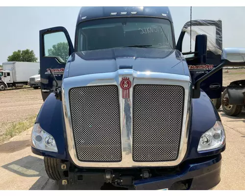 Kenworth T680 Hood