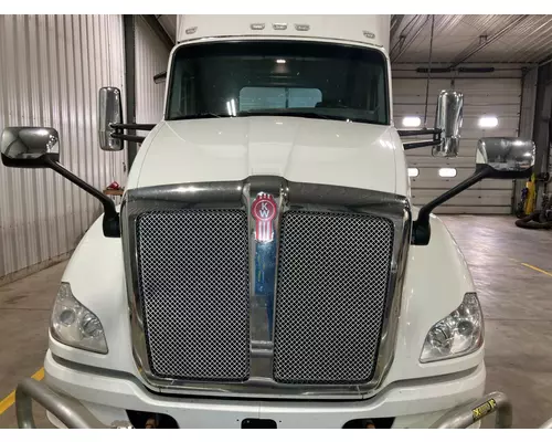 Kenworth T680 Hood