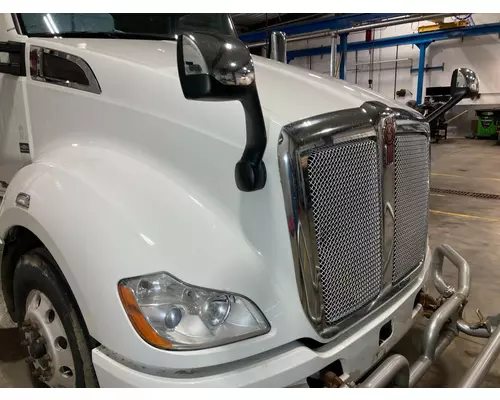 Kenworth T680 Hood