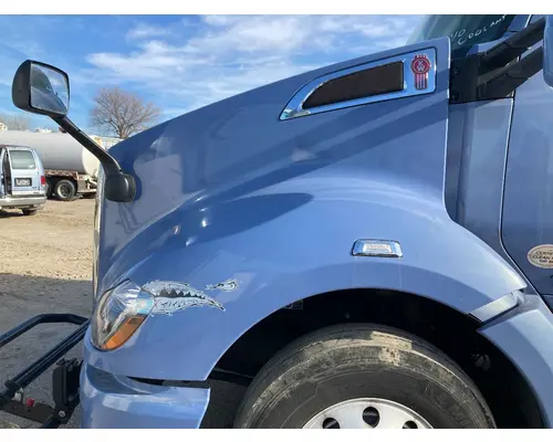 Kenworth T680 Hood