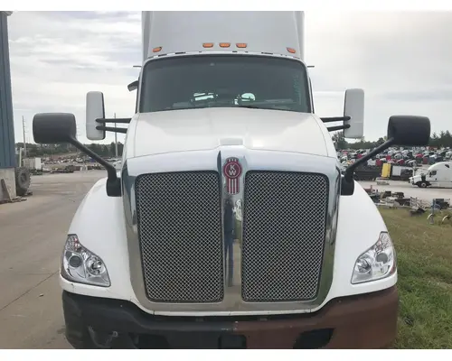 Kenworth T680 Hood