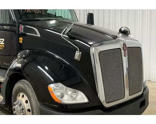 Kenworth T680 Hood