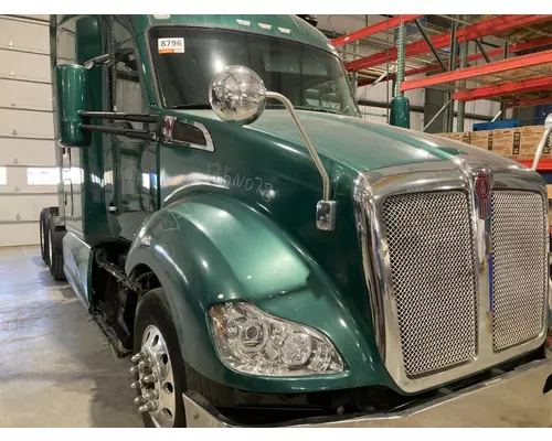 Kenworth T680 Hood