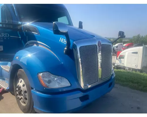 Kenworth T680 Hood