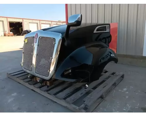 Kenworth T680 Hood