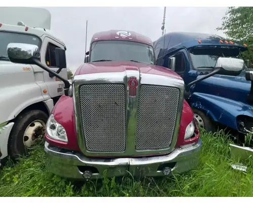 Kenworth T680 Hood
