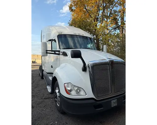 Hood KENWORTH T680 Mtt Driveaway &amp; Repair