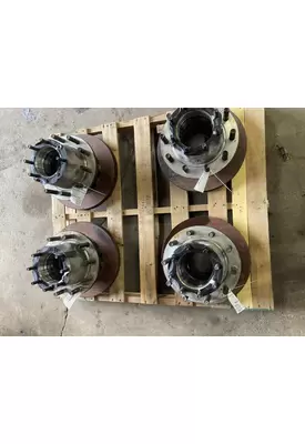 Kenworth T680 Hub