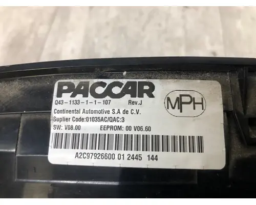 Kenworth T680 Instrument Cluster