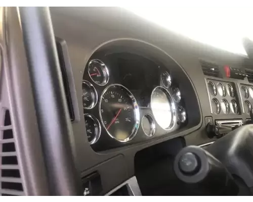 Kenworth T680 Instrument Cluster