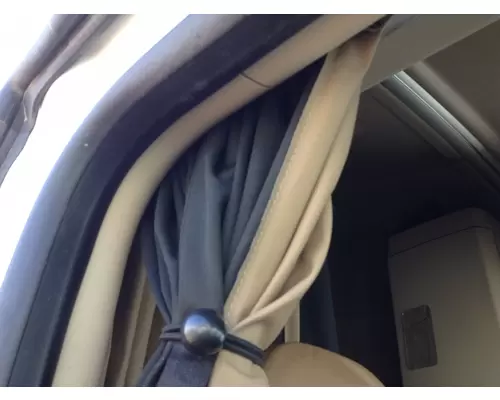 Kenworth T680 Interior Curtains