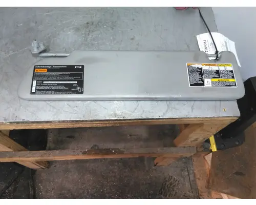 Interior Sun Visor KENWORTH T680 LKQ KC Truck Parts - Inland Empire