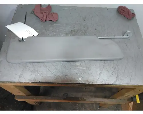 Interior Sun Visor KENWORTH T680 LKQ KC Truck Parts - Inland Empire