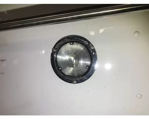 Kenworth T680 Lighting, Exterior