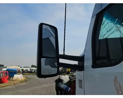 Kenworth T680 Mirror (Side View)