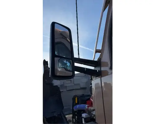 Kenworth T680 Mirror (Side View)