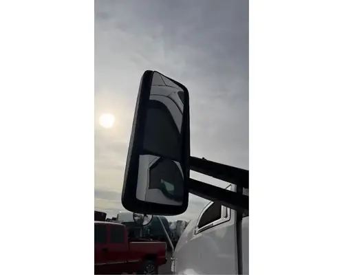 Kenworth T680 Mirror (Side View)