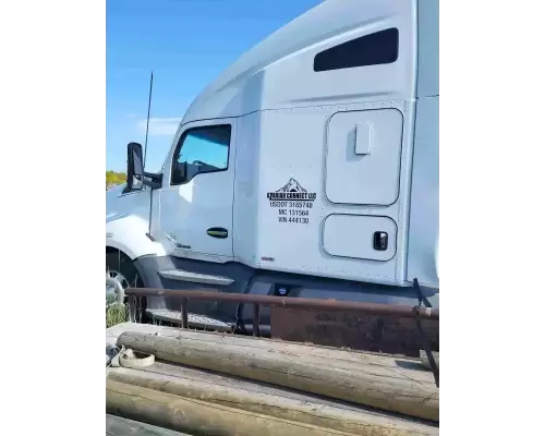 Kenworth T680 Miscellaneous Parts