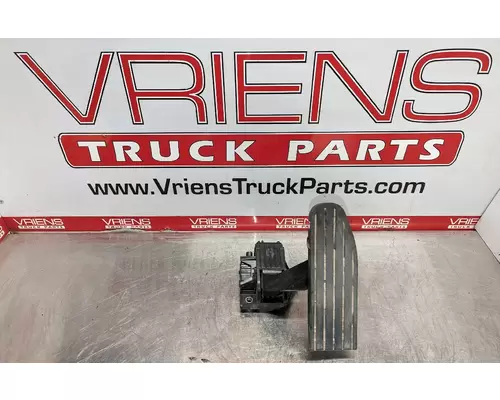 Brake / Clutch Pedal Box KENWORTH T680 Vriens Truck Parts