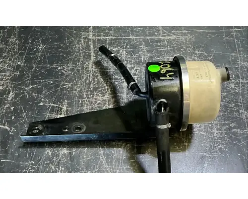 Kenworth T680 Power Steering Fluid Reservoir